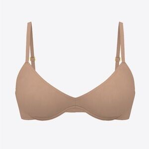 Angelight lightly lined scoop plunge bra